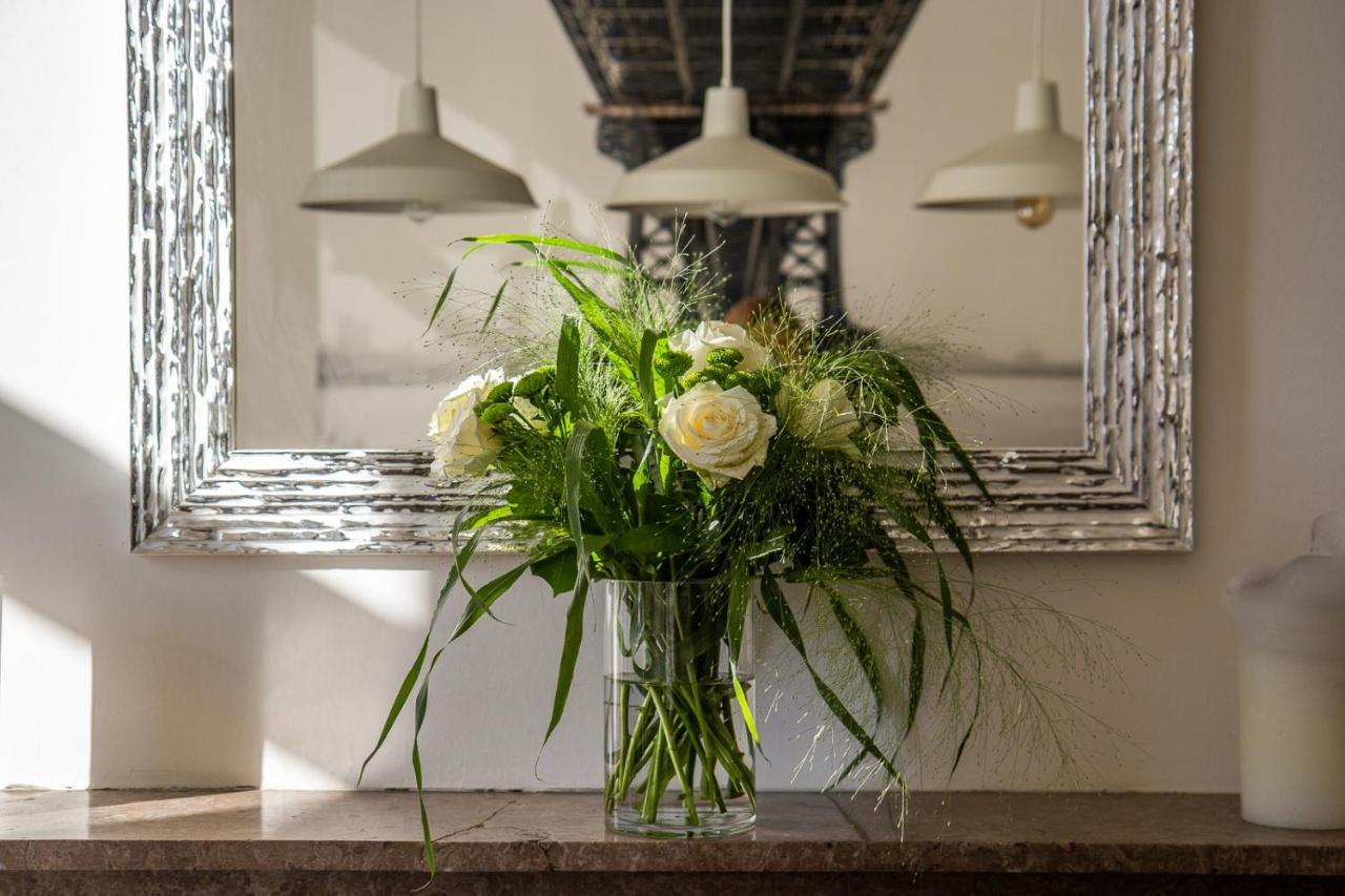 The Hamptons Boutique Hotel Гент Екстериор снимка