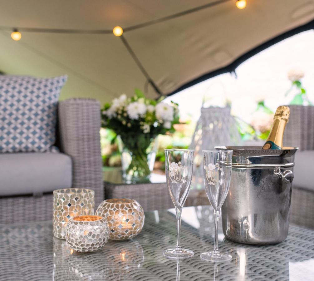 The Hamptons Boutique Hotel Гент Екстериор снимка